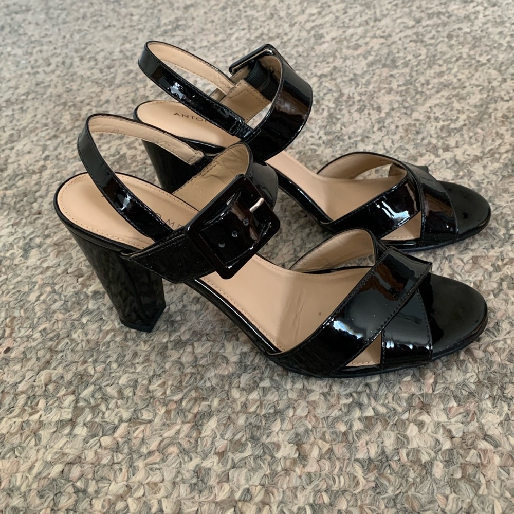 ANTONIO MELANI Black Strappy Heels with Chunky Heel - Picture 2 of 14